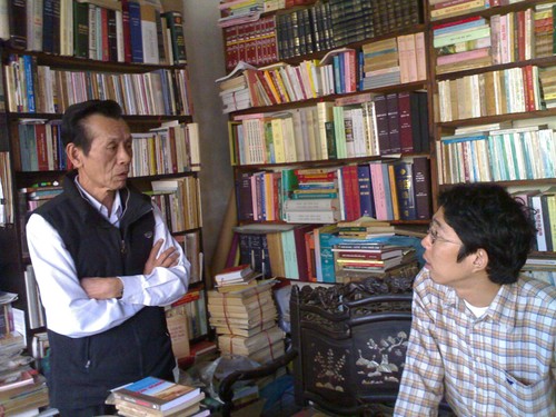 Phan Trac Canh, collector of second-hand books - ảnh 2